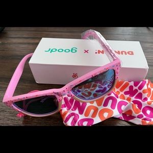 Dunk x Goodr Pink Sunglasses